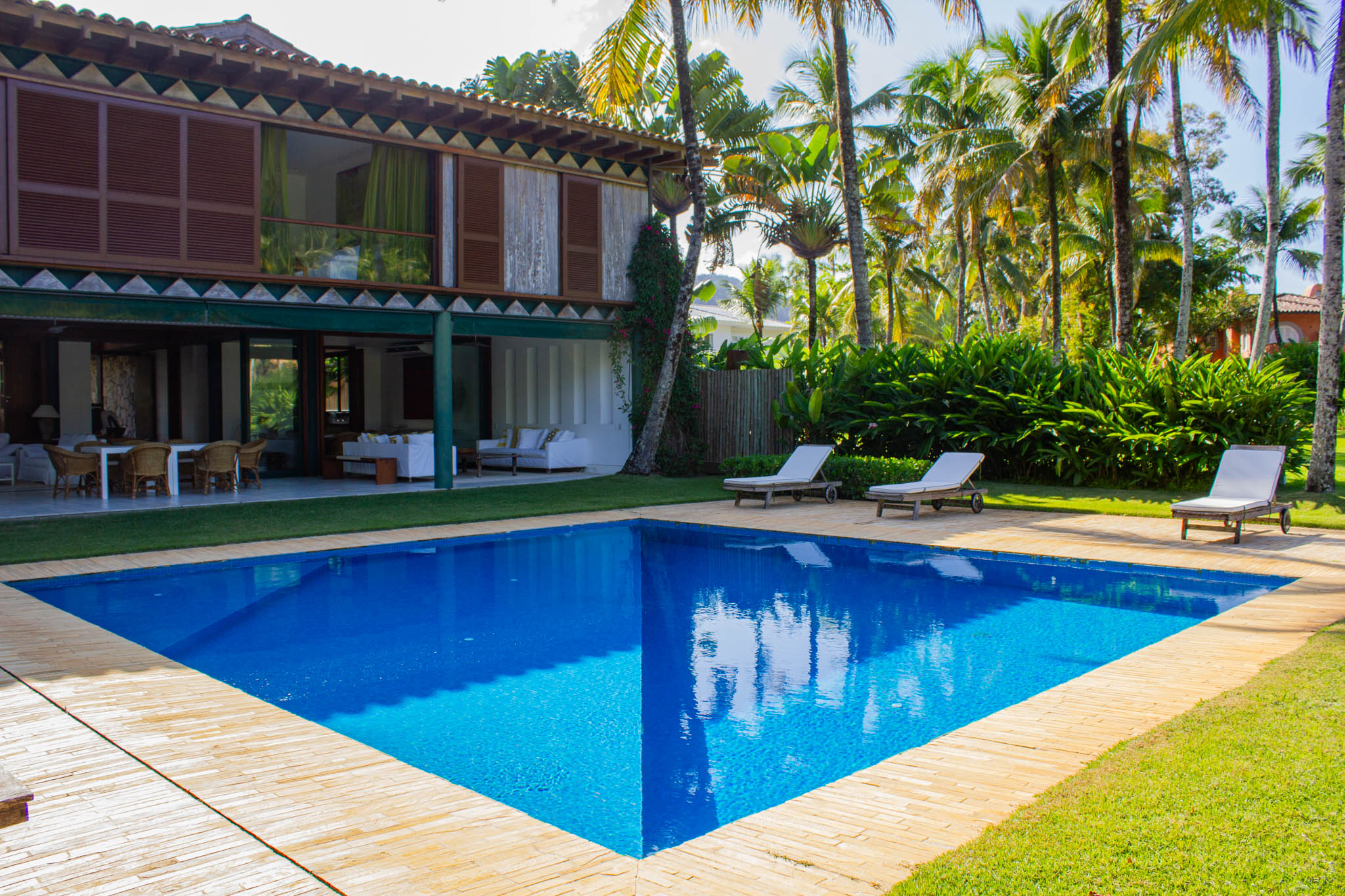 05. Jardim e piscina