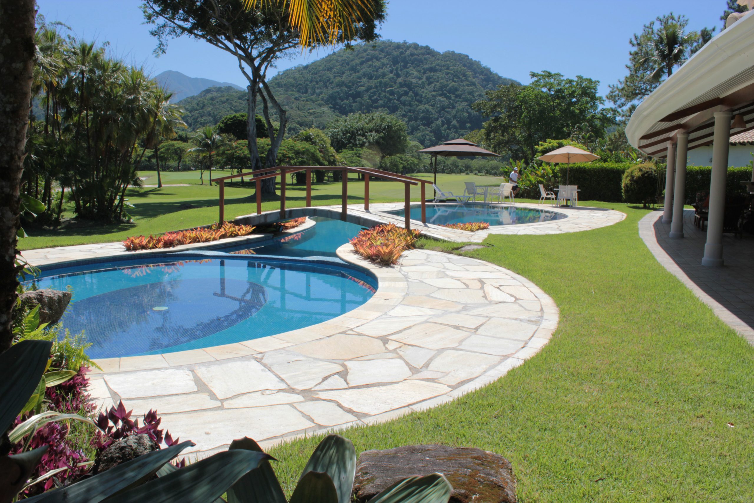 1.3 Jardim:piscina