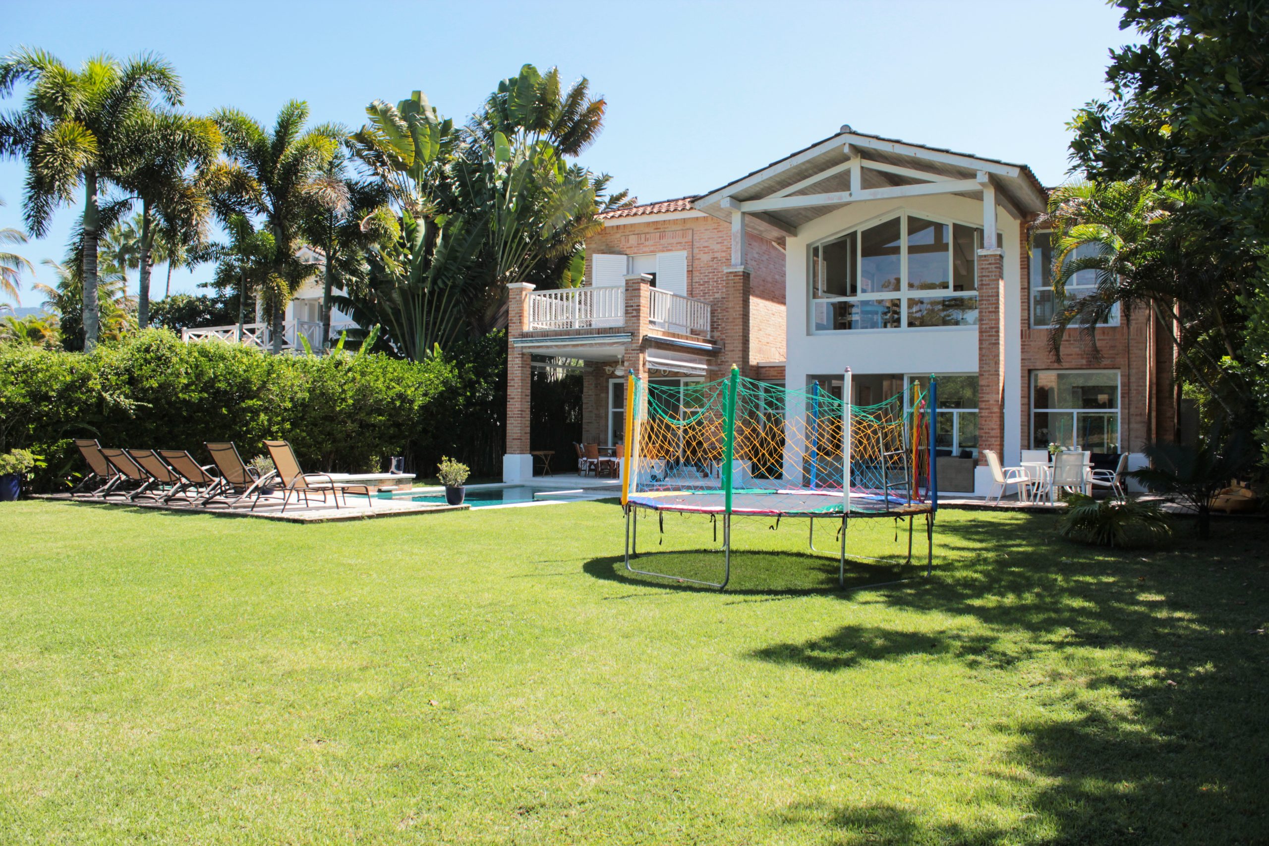 1.3 jardim e piscina