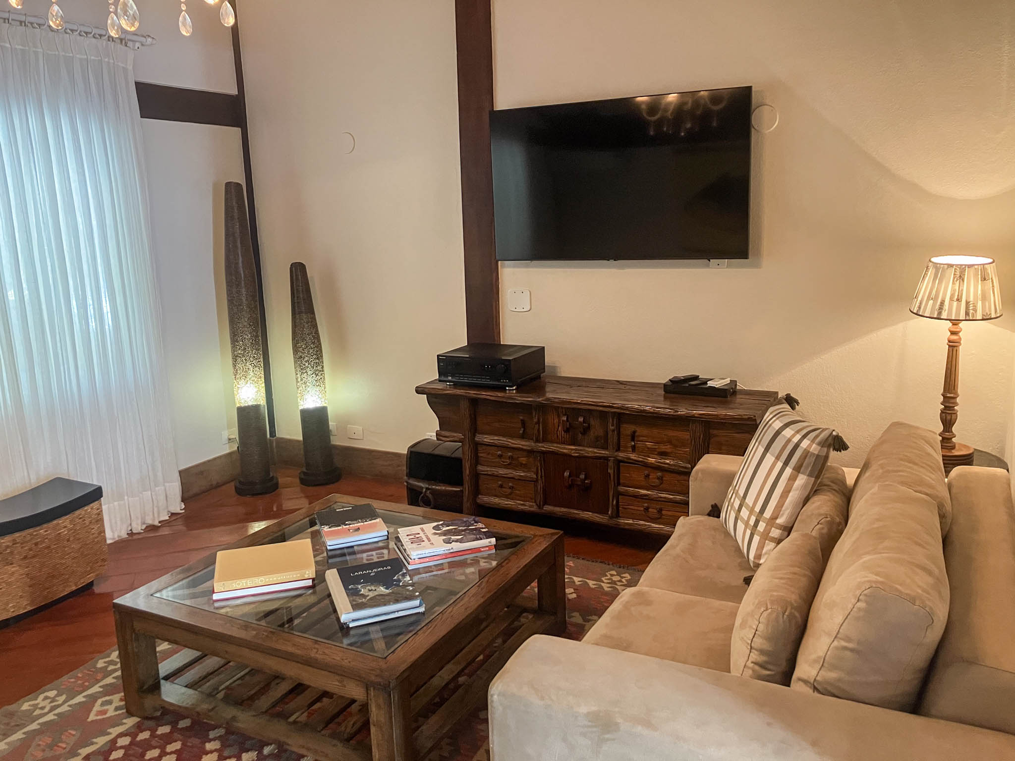 17:34 Sala de TV