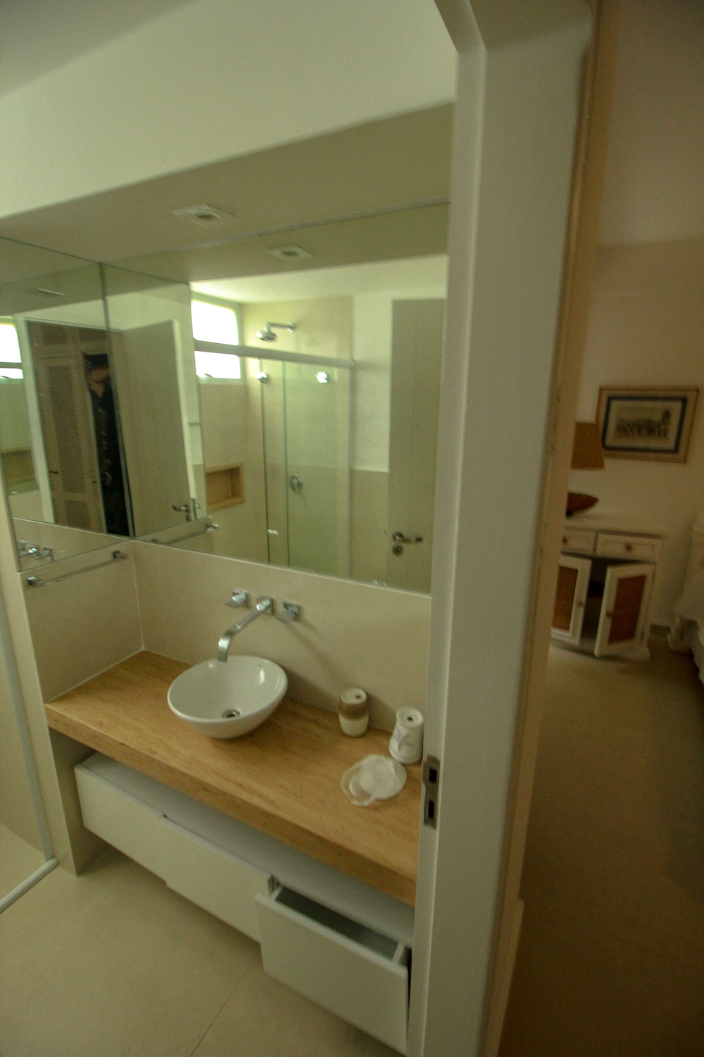 Cópia de suíte 1_banheiro 2 (piso inferior)-2