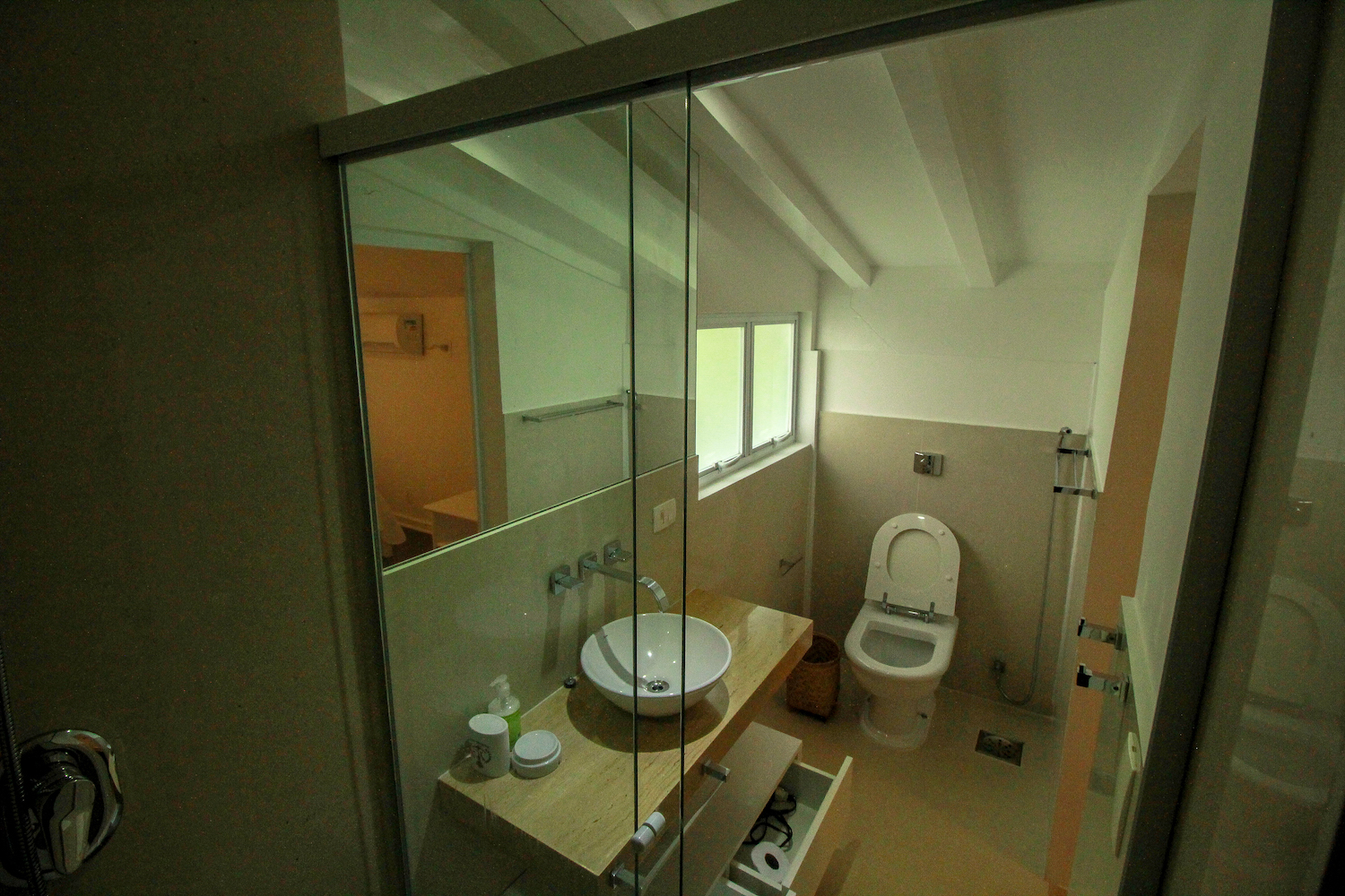 Cópia de suíte 2_banherio 2 (piso superior)-2