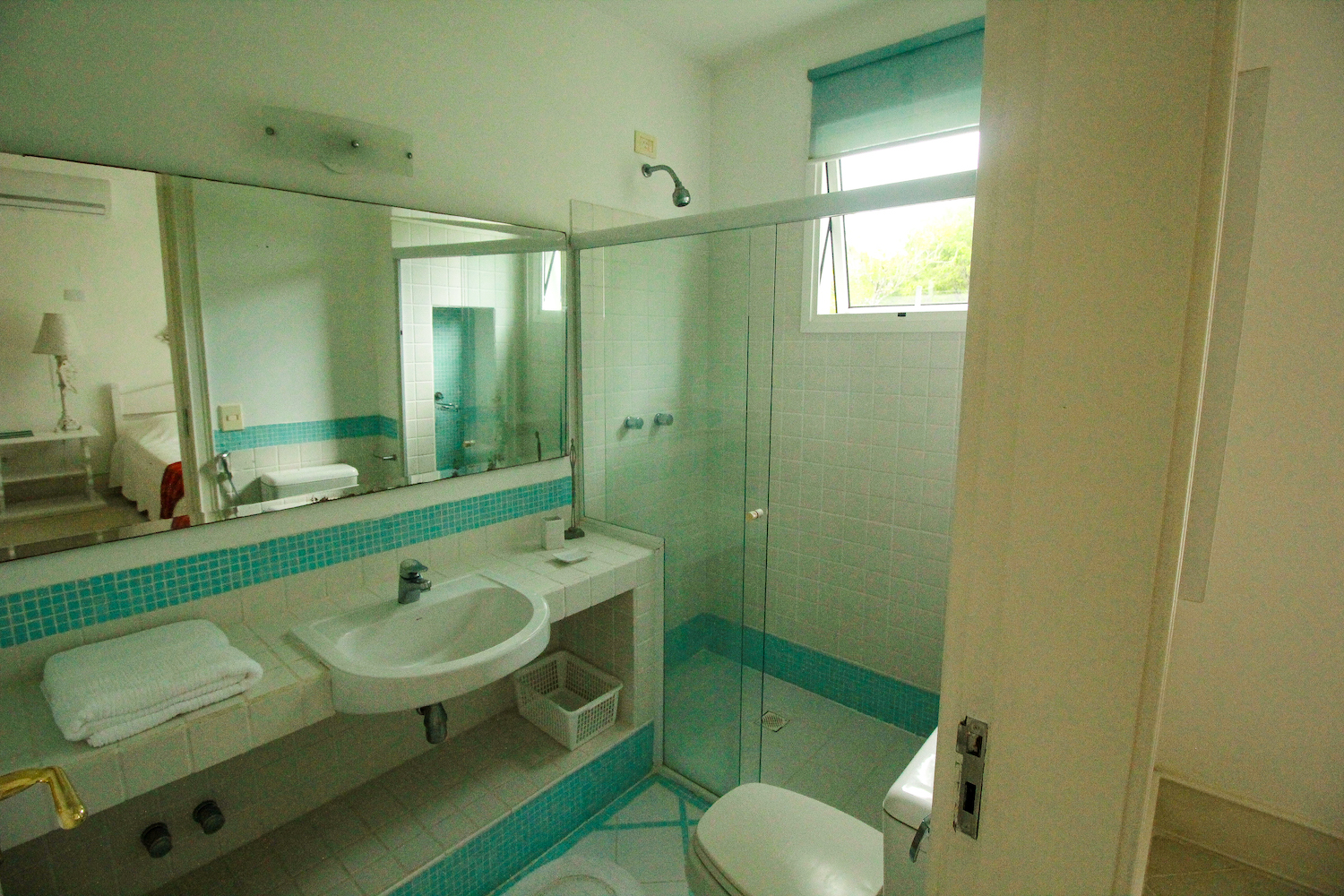 Cópia de suíte inferior_banheiro 1-2